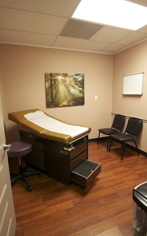 Clinic office (16)