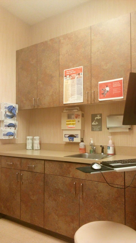 Clinic office (3)