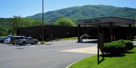 Clinic office (1)