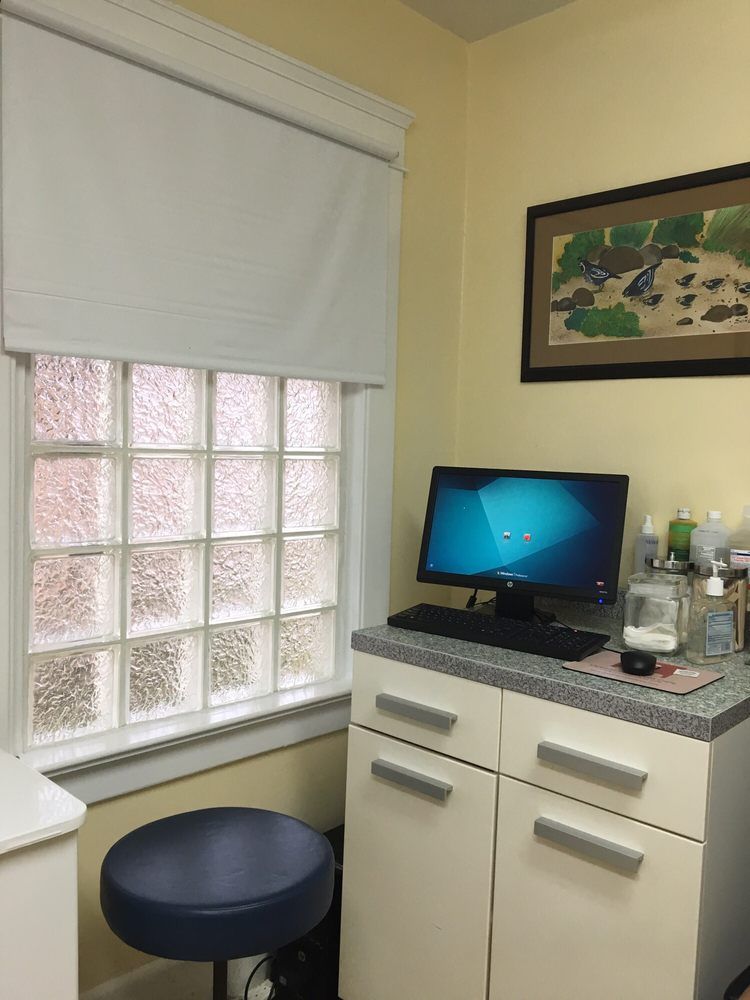 Clinic office (35)