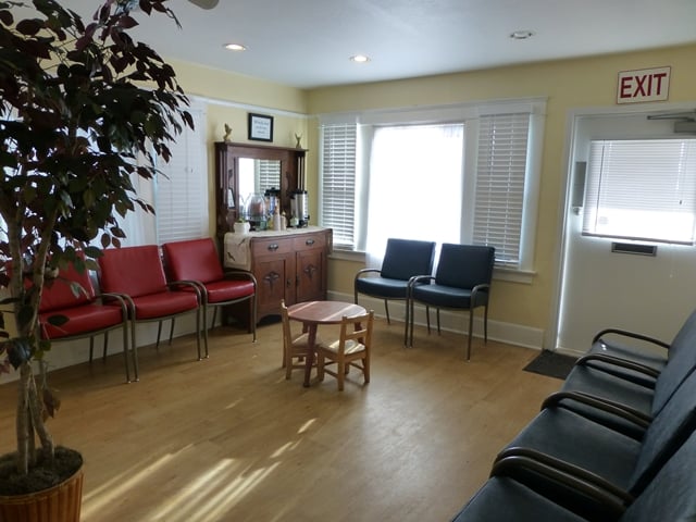 Clinic office (52)