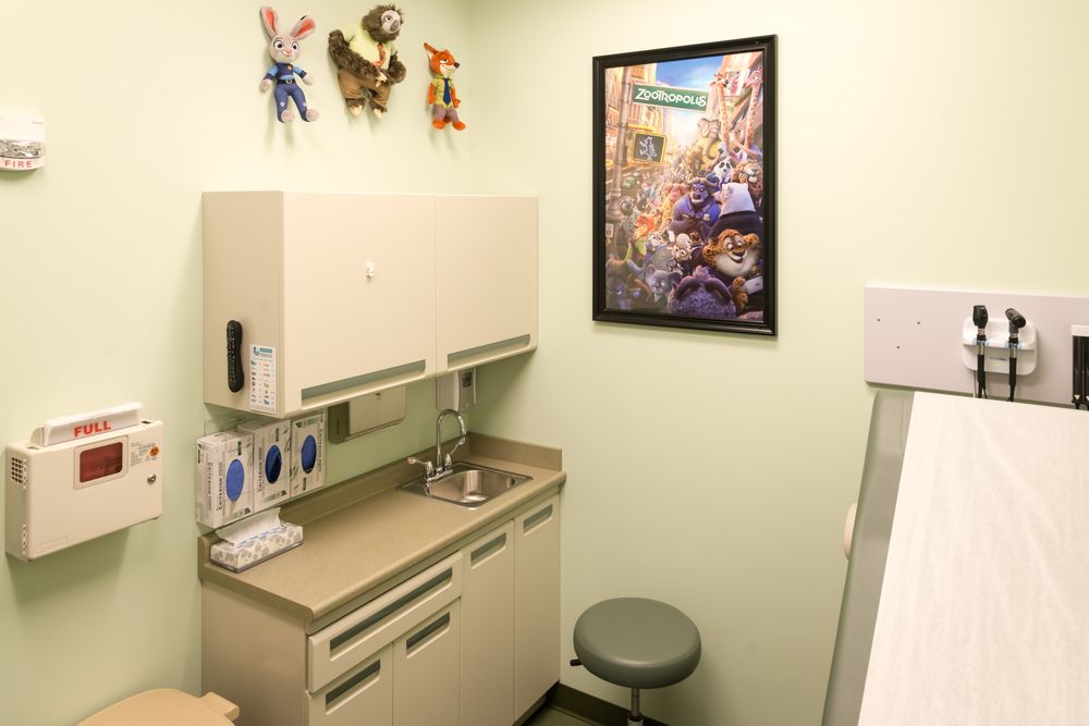 Clinic office (14)