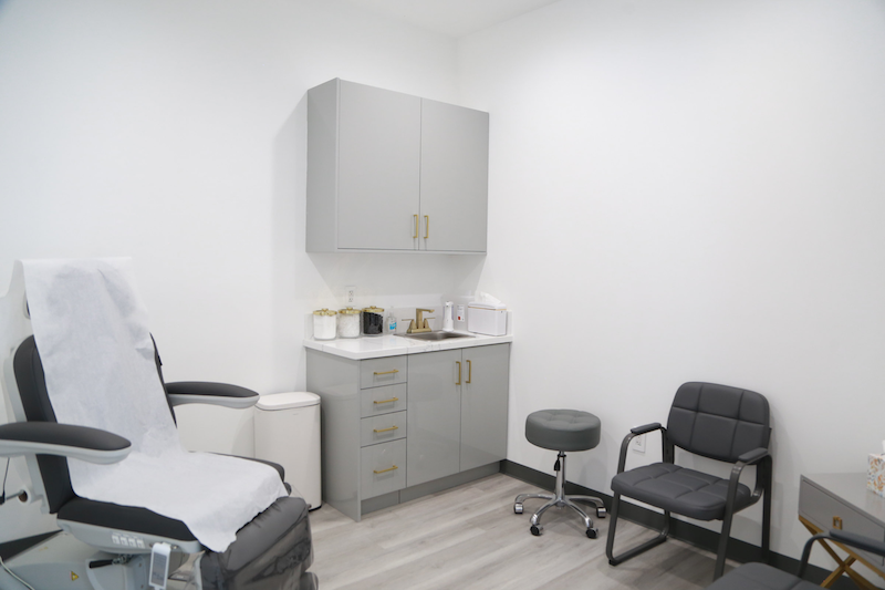 Clinic office (4)