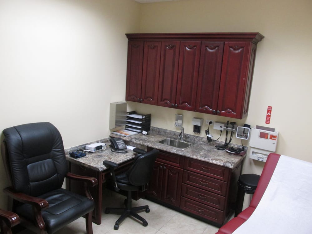 Clinic office (46)