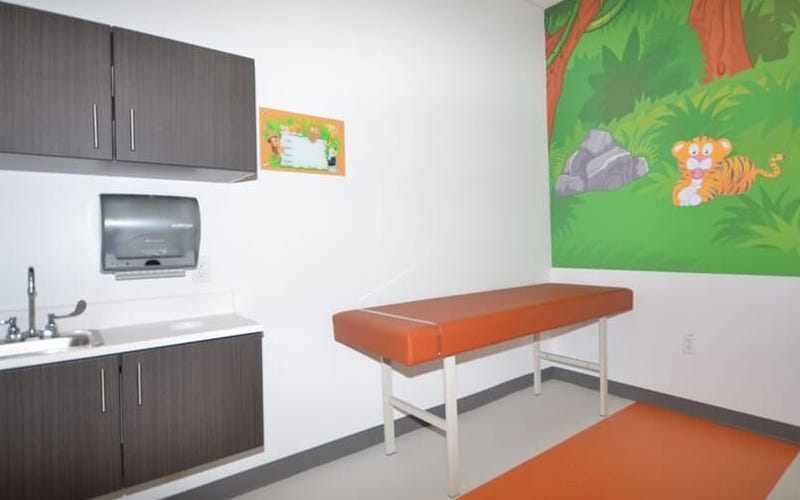 Clinic office (2)