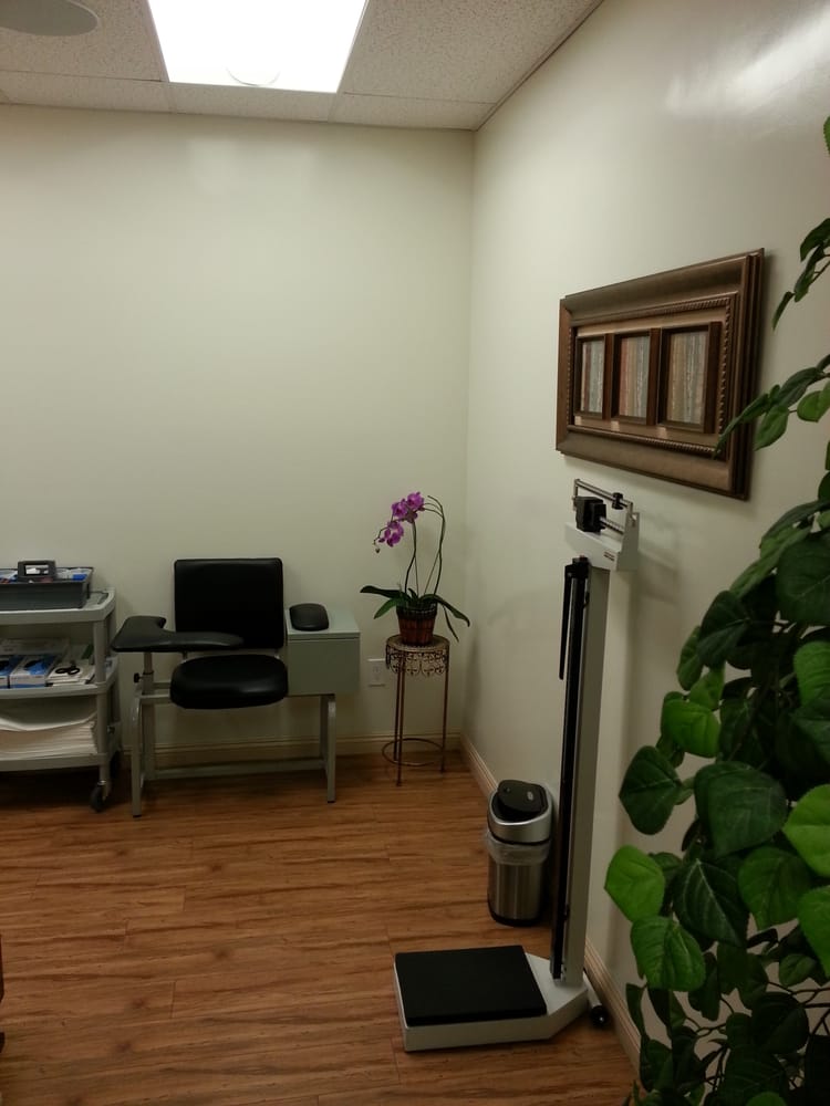 Clinic office (16)