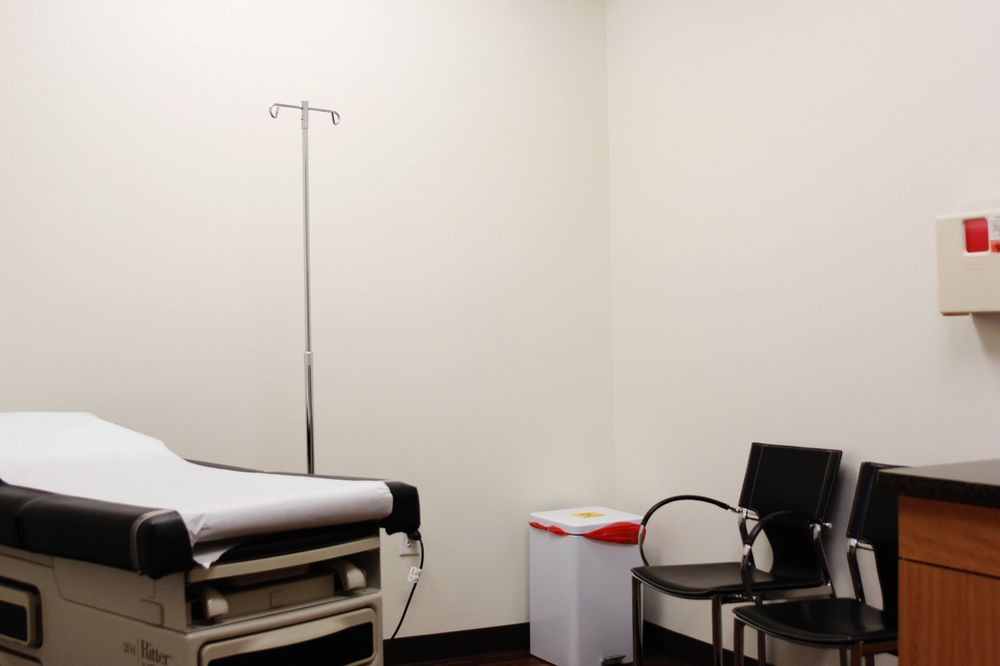 Clinic office (21)