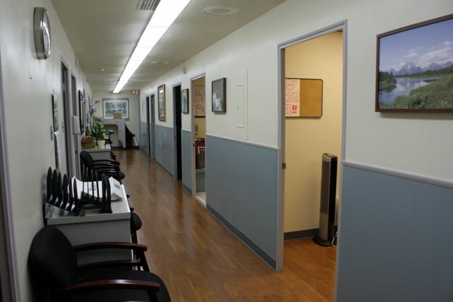 Clinic office (15)