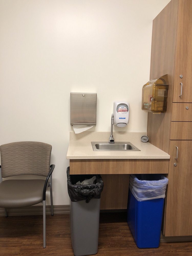 Clinic office (2)