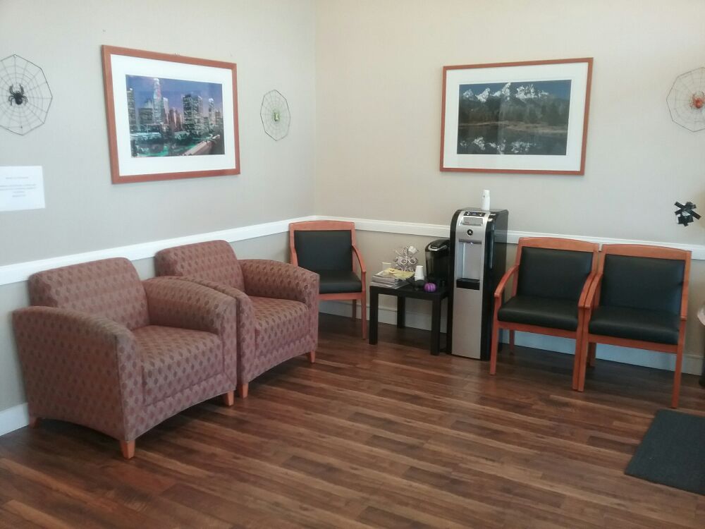 Clinic office (12)