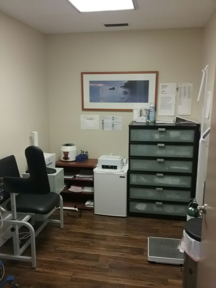 Clinic office (9)