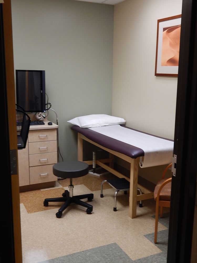 Clinic office (18)
