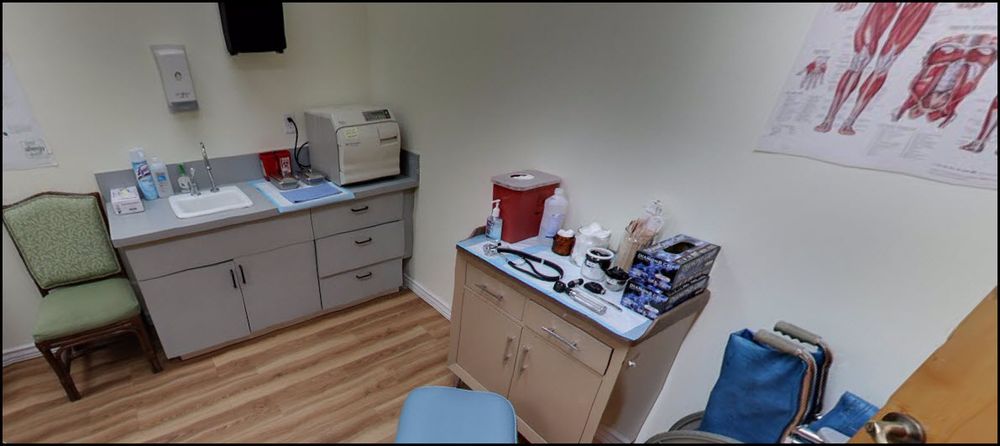 Clinic office (10)