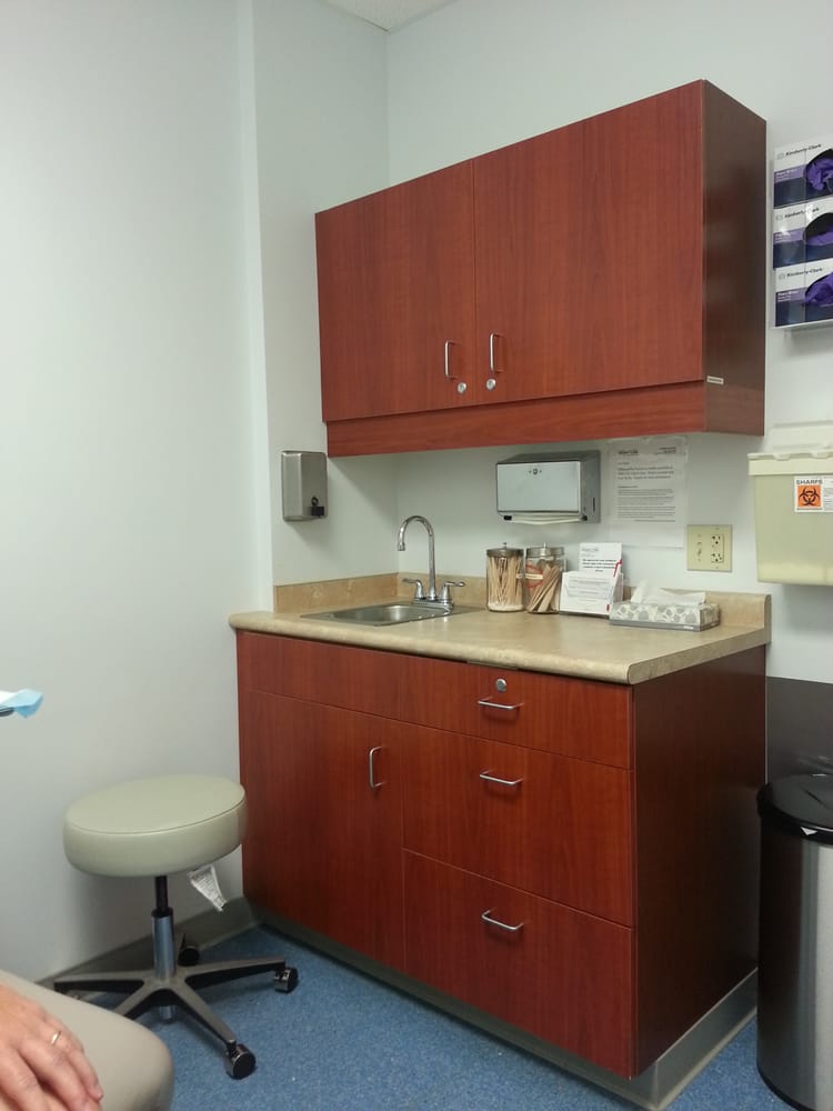 Clinic office (35)