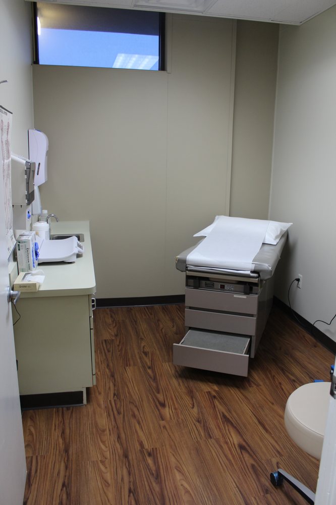 Clinic office (8)