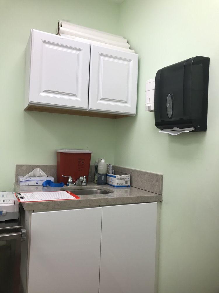 Clinic office (24)